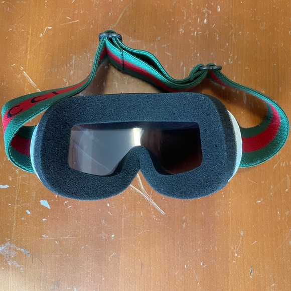 GUCCI Ski Goggles - Picture 2 of 5